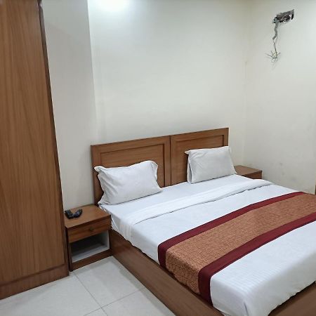 Hotel Star Light 뉴델리 외부 사진