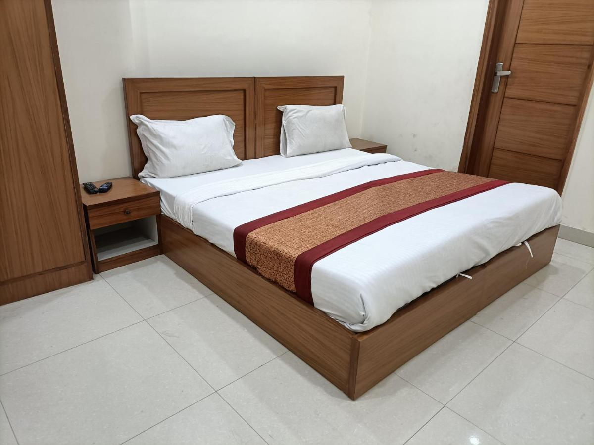 Hotel Star Light 뉴델리 외부 사진